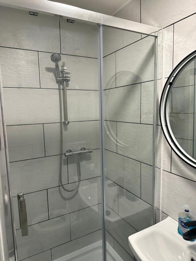 ロンドンActon High Streetアパートメント エクステリア 写真